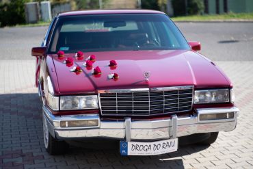 auto do ślubu Cadillac DeVille