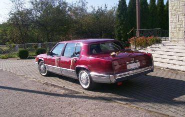 auto do ślubu Cadillac DeVille