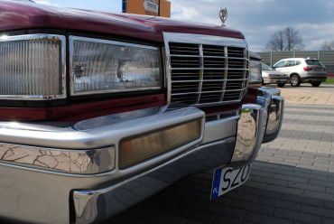 auto do ślubu Cadillac DeVille