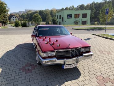 auto do ślubu Cadillac DeVille