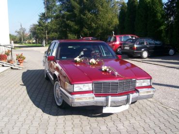 auto do ślubu Cadillac DeVille